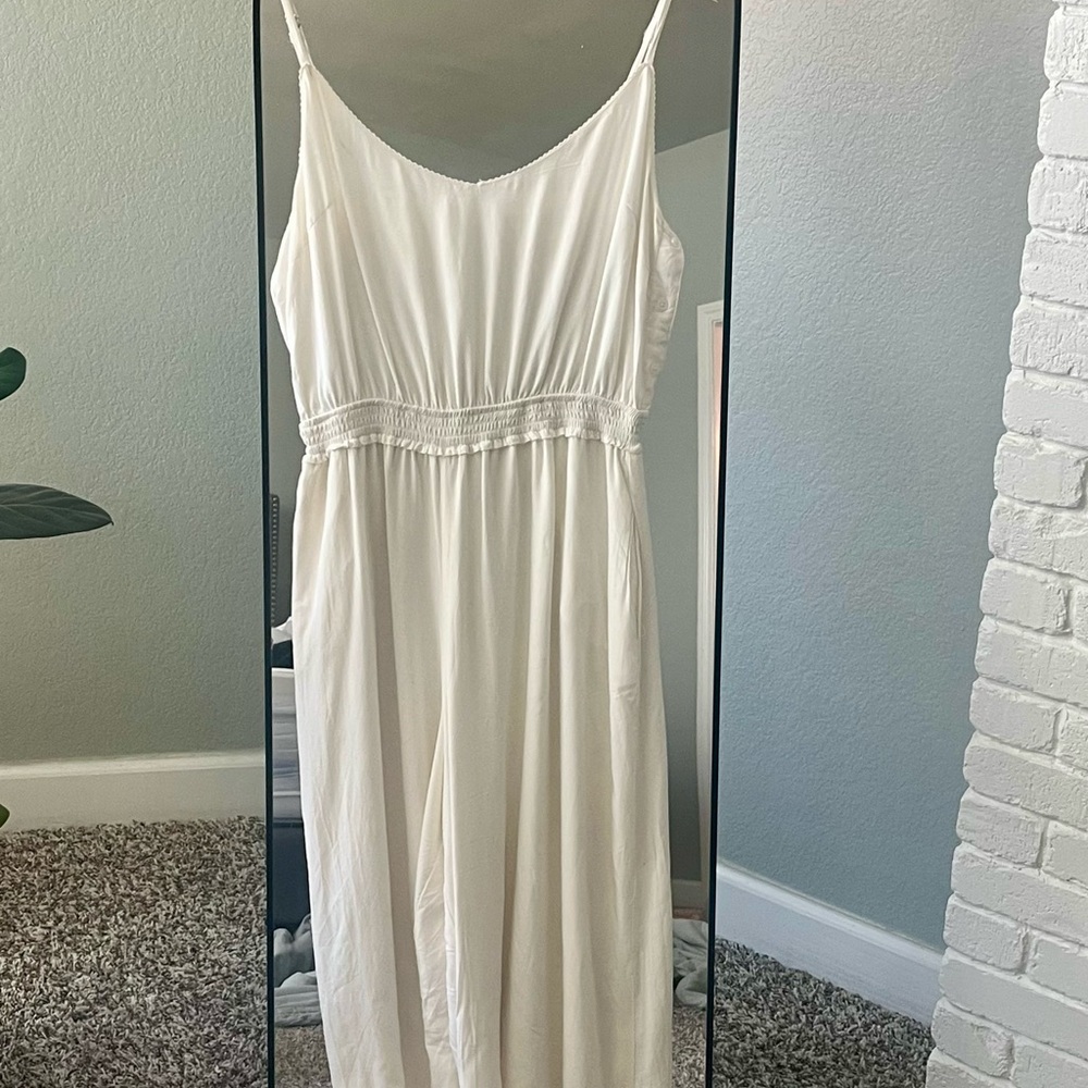 Elegant White Spaghetti Strap Jumpsuit